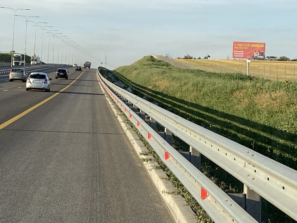 Автомагистраль М4-Дон км 1024+900 м справа по ходу км Автомагистраль М4-Дон км 1024+900 м справа по ходу км